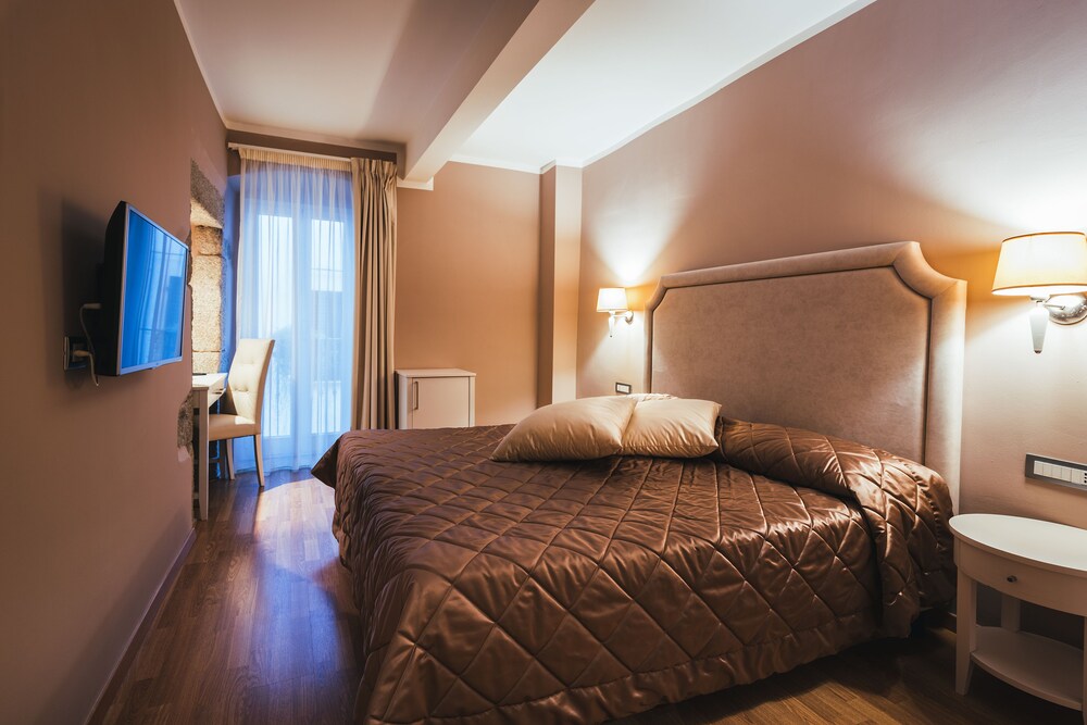 Prenota Hotel Centrale A Olbia Hotels Com