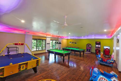 Book Club Mahindra Mari Coorg In Hotels Com Book Club Mahindra Mari Coorg In, Basement Arcade Room Freezes