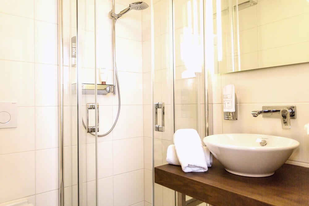 Book The Kuta Beach Heritage Hotel Bali Managed By Accorhotels In Kuta Hotels Com