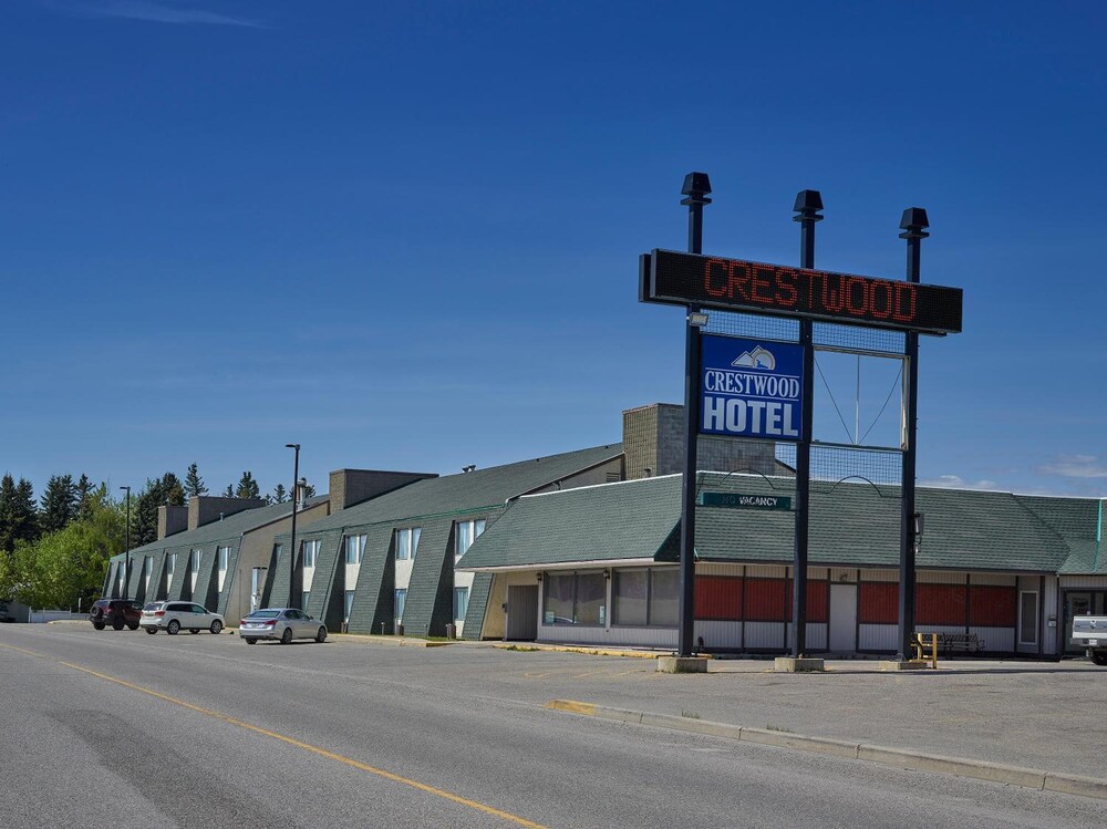 The Crestwood Hotel, Hinton Info, Photos, Reviews Book at