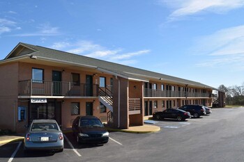Top 10 Hotels In Chester South Carolina
