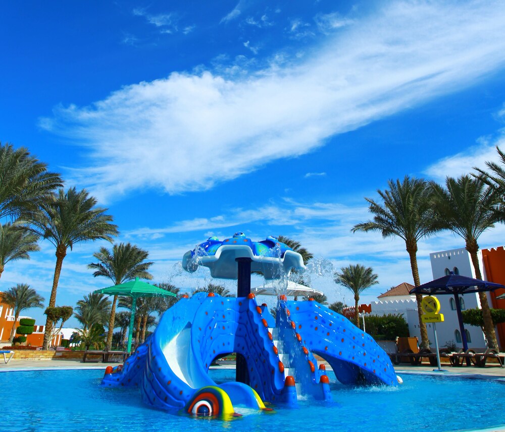 Book Sunrise Garden Beach Resort In Hurghada Hotels Com