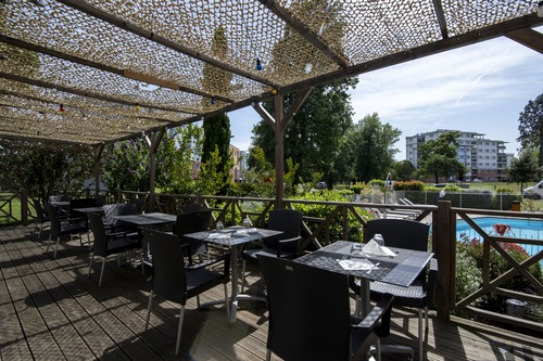 Book Zenitude Hotel Residences Le Parc De L Escale In Toulouse Hotels Com