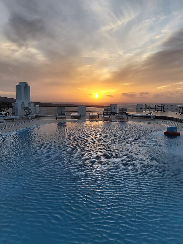 Book Ether Sunset Oia In Santorini Hotels Com