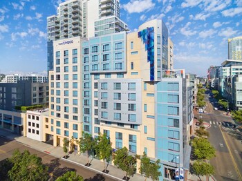 15 Closest Hotels To Petco Park In San Go