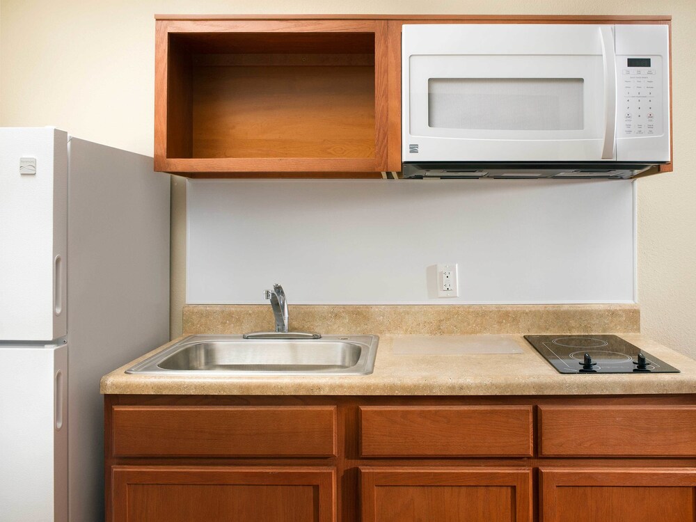 Book Woodspring Suites St Louis Charles In Hotels