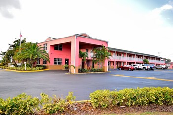 Top 10 Okeechobee Hotels Near Lake Florida