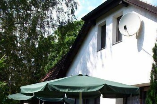 Lakeside Bed And Breakfast Berlin Pension Am See In Falkensee Hotels Com