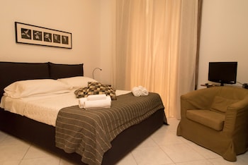 Picture of BED E BREAKFAST PLEBISCITO HOME in Naples
