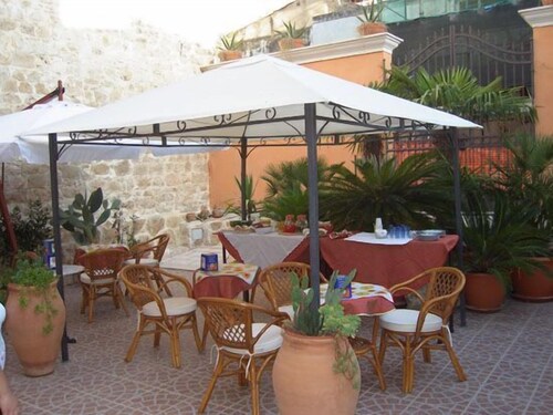 Book Sikania Suite In Pozzallo Hotels Com