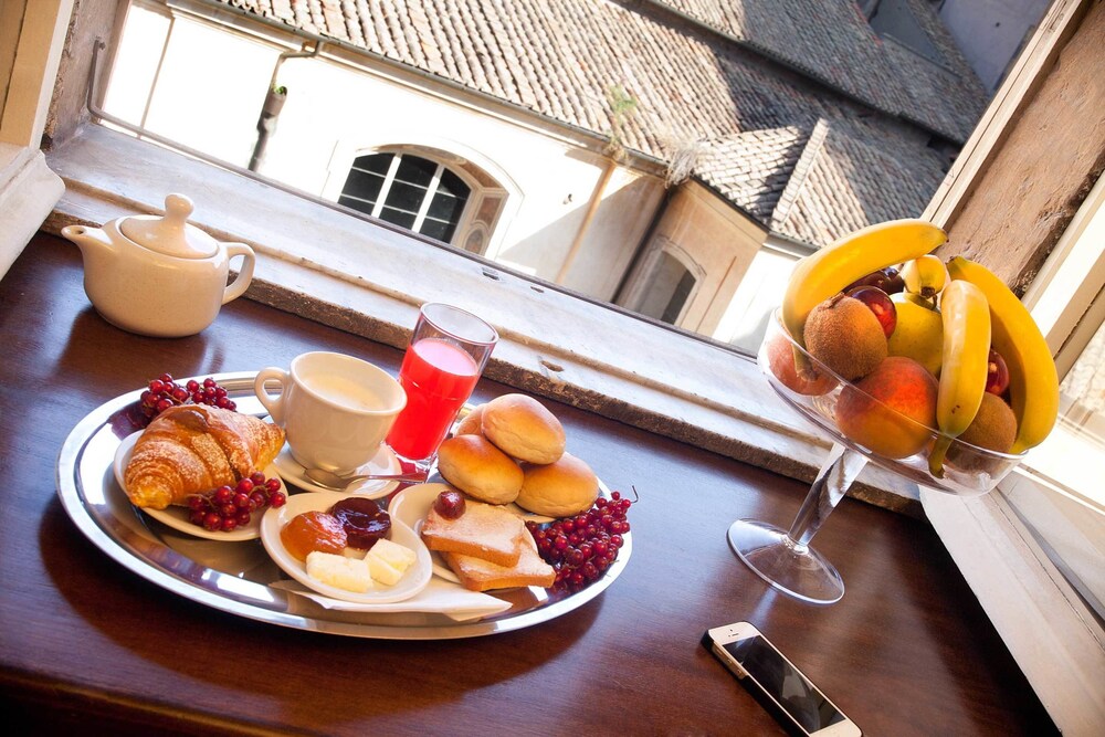 Pantheon Inn In Rom Hotels Com