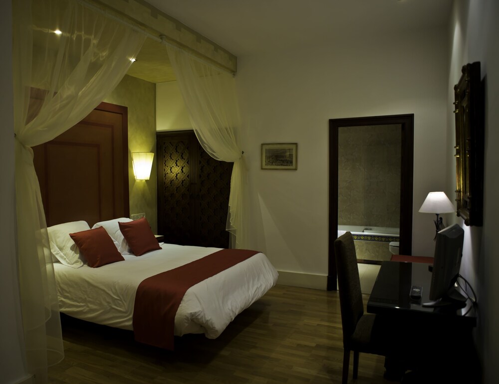 Hacienda Del Cardenal In Toledo Hotels Com
