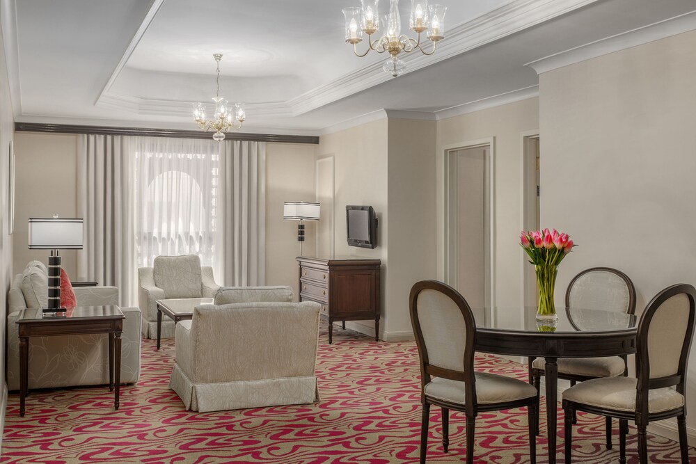 احجز إنتركونتيننتال المدينة المنورة دار الإيمان آن آي آيتش جي هوتل في المدينة المنورة قارن أسعار الفنادق في المدينة المنورة