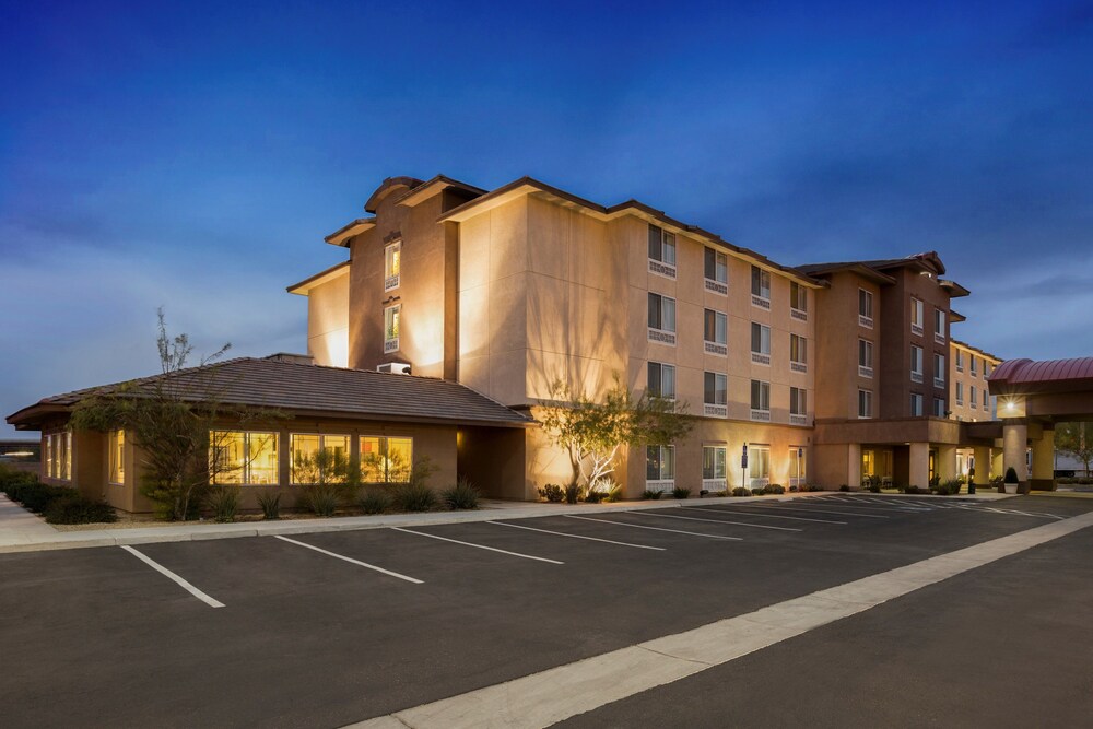 Book Ayres Hotel Barstow in Barstow