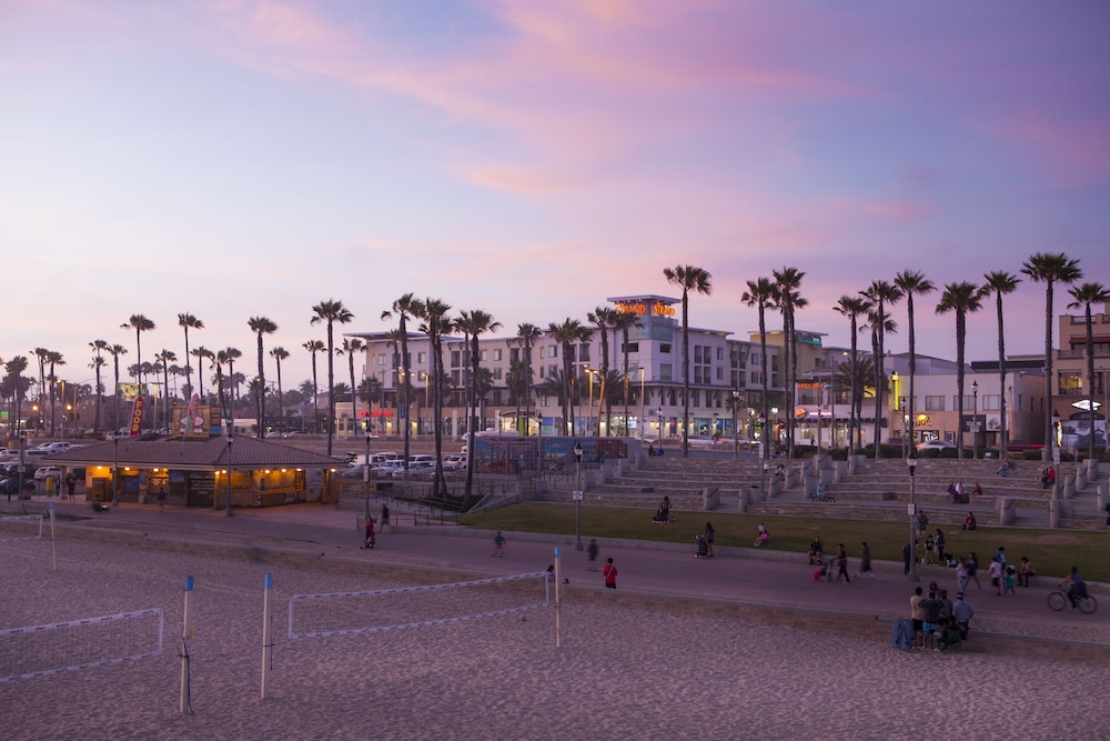 Book Kimpton Shorebreak Hotel, Huntington Beach ...