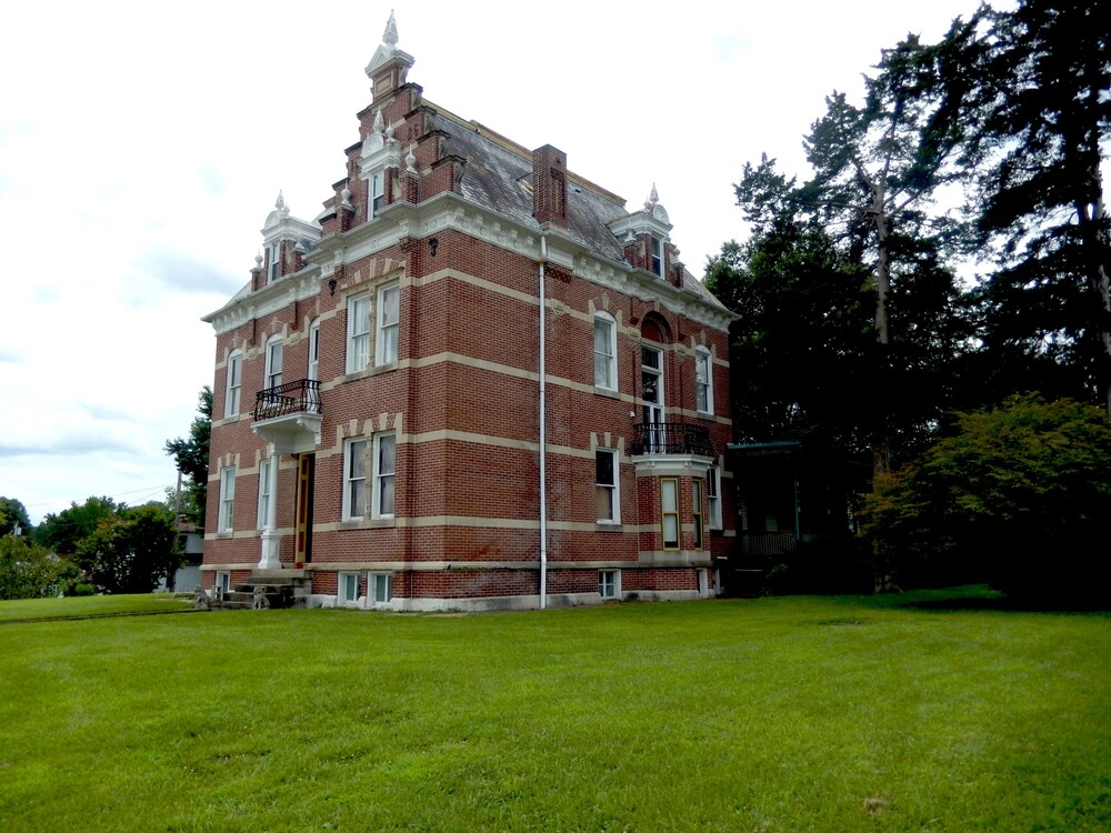 Book Herzog Mansion In Hermann Hotels Herzog Mansion Hermann
