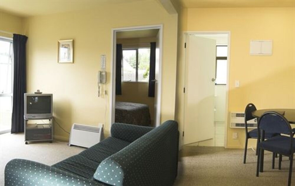 Book Anchorage Motel Apartments In Te Anau Hotels Com