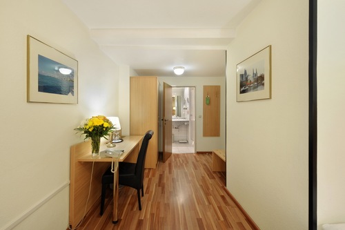 Book Bellevue Hotel In Dusseldorf Hotels Com