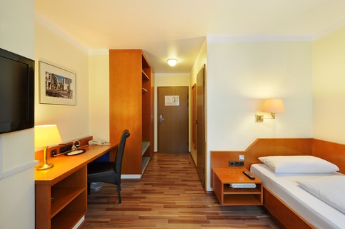 Book Bellevue Hotel In Dusseldorf Hotels Com