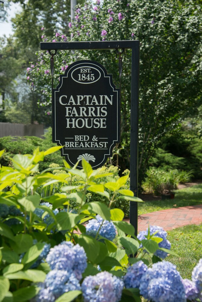 Book The Captain Farris House B B In South Yarmouth Hotels Com