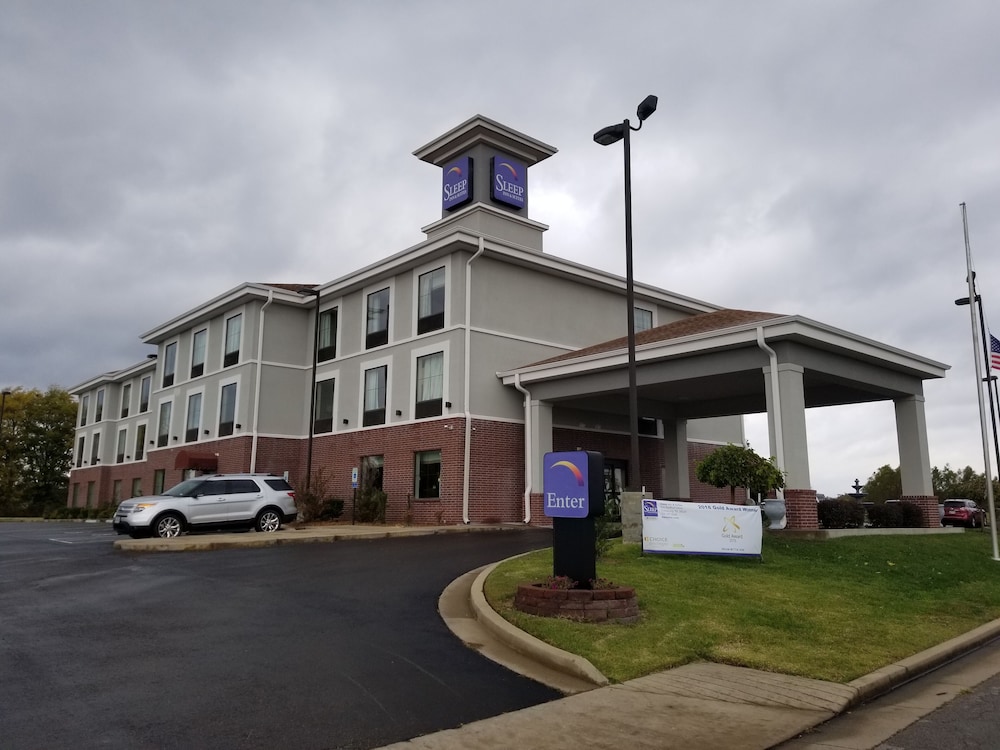 Book Sleep Inn Suites Dyersburg I-155 In Dyersburg Hotelscom