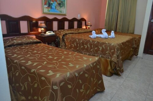 Book Duque De Wellington In Santo Domingo Hotels Com