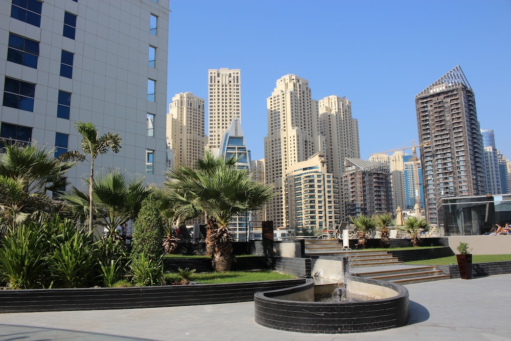 Book Lotus Hotel Apartments Spa Marina In Dubai Hotels Lotus Hotel Apartments Spa Marina Dubai City View