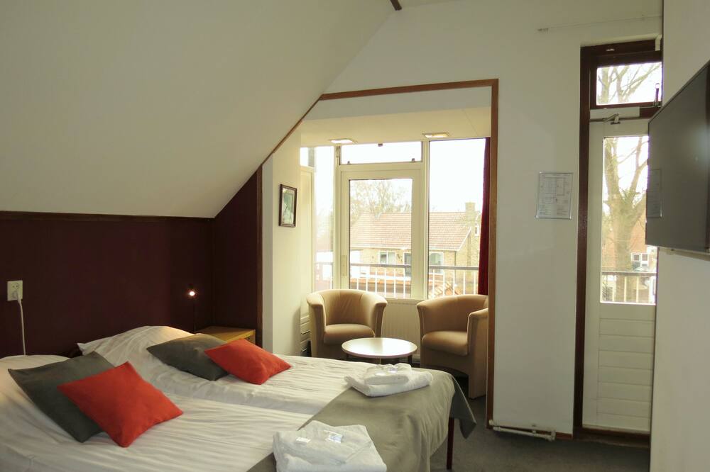 Hotel Orion In Kaag Hotels Com