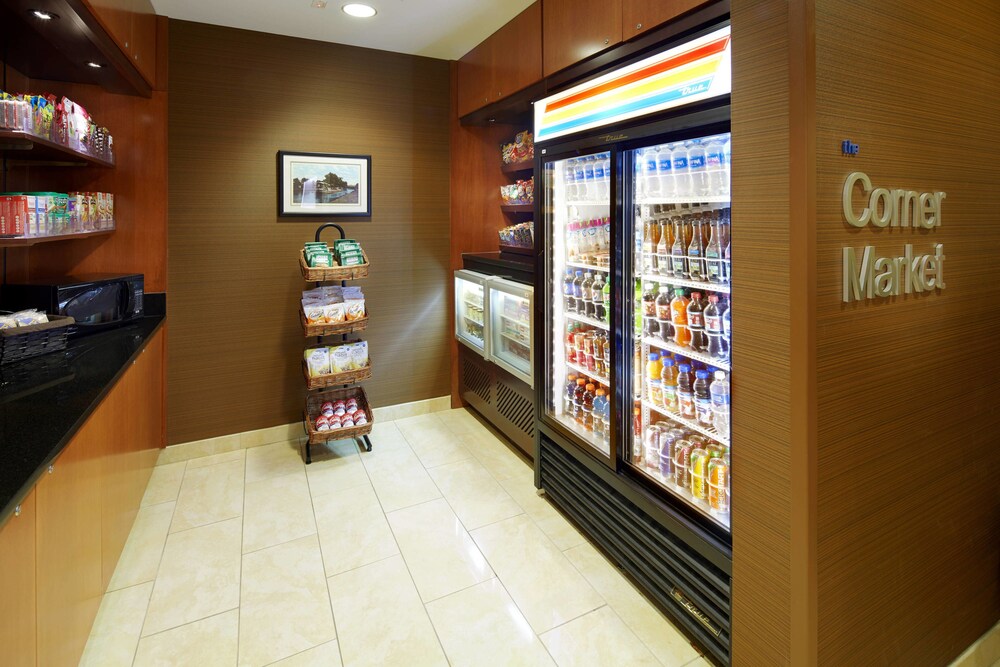 Book Fairfield Inn Suites By Marriott Cumberland In Cumberland Hotels Com