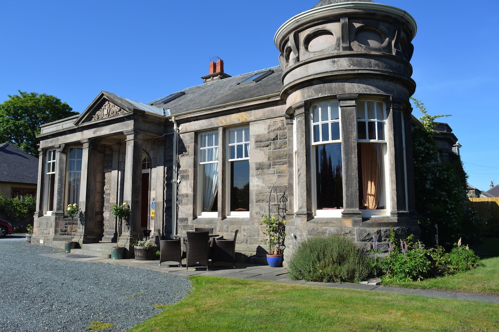 The Lodge Elgin Info Photos Reviews Book At Hotels The Lodge Elgin