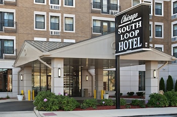 15 Closest Hotels To Mccormick Place In Chicago