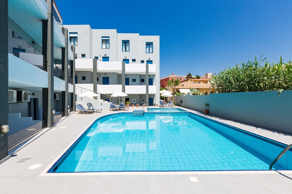 Book Yacinthos Hotel Apartments In Rethymno Hotels Com