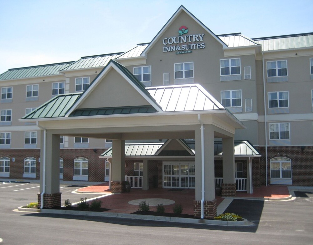 Book Country Inn Suites By Radisson Lexington Park Patuxent Book Country Inn Suites By Radisson Lexington Park Patuxent River Naval Air Station Md In California Hotels