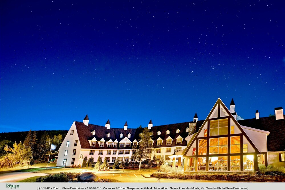 Book Auberge Le Gite Du Mont Albert Sepaq In Mont Albert Hotels Com