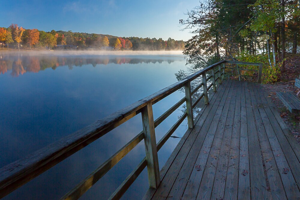 Book Los Lagos At Hot Springs Village A Ramada By Wyndham In Hot Springs Village Hotels Com