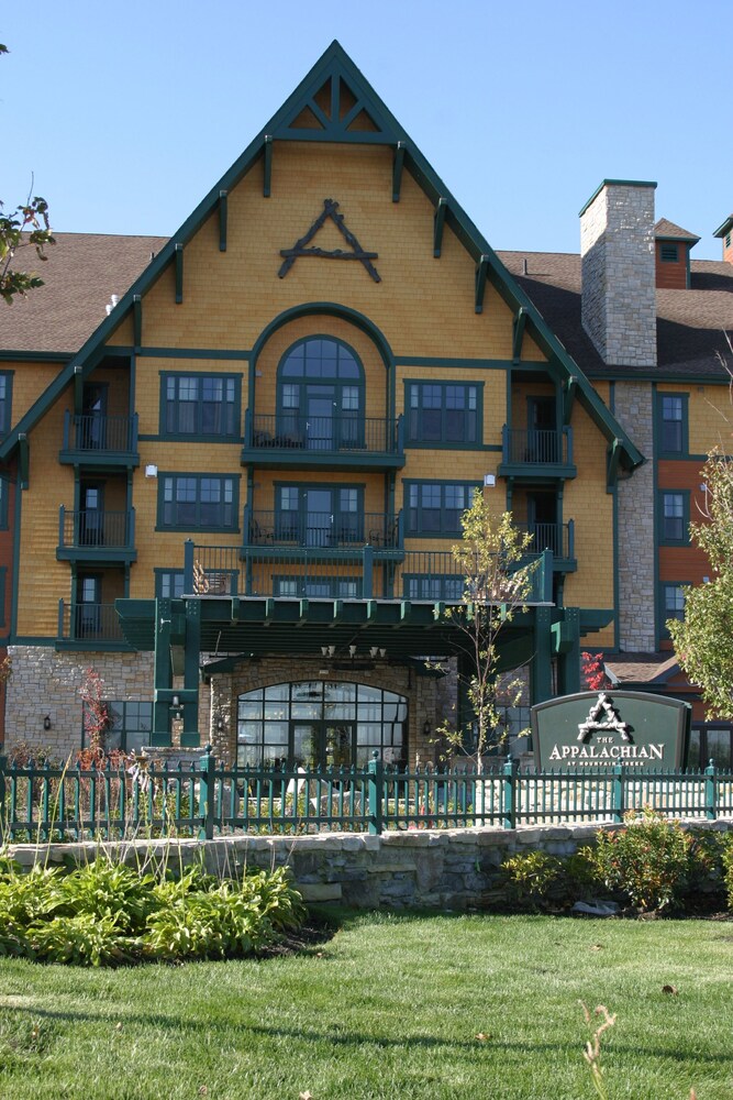 Book Mountain Creek In Vernon Hotels Mountain Creek Vernon