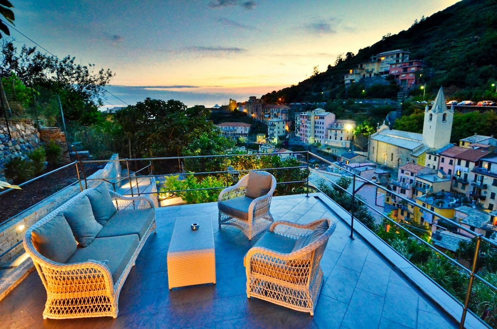Book Cinqueterre Residence In Riomaggiore Hotels Cinqueterre Residence Riomaggiore