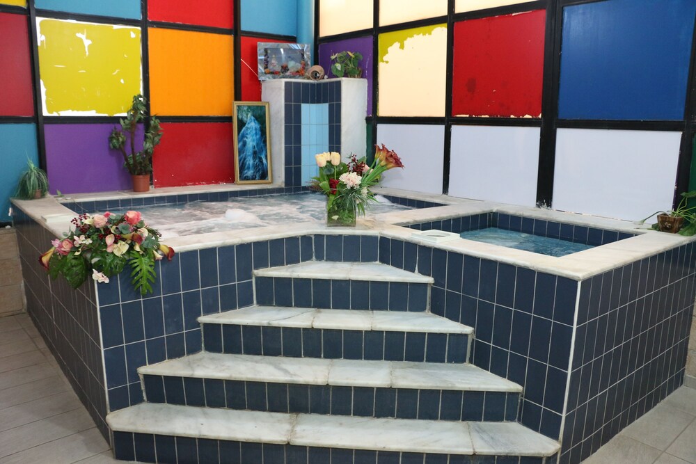 hotel arena space amman