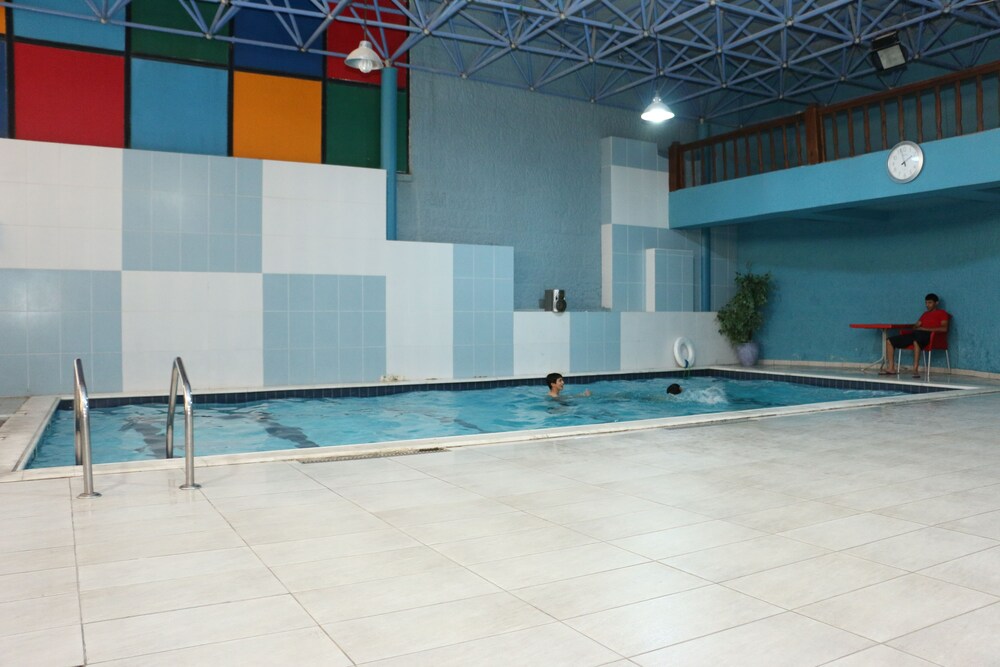 hotel arena space amman