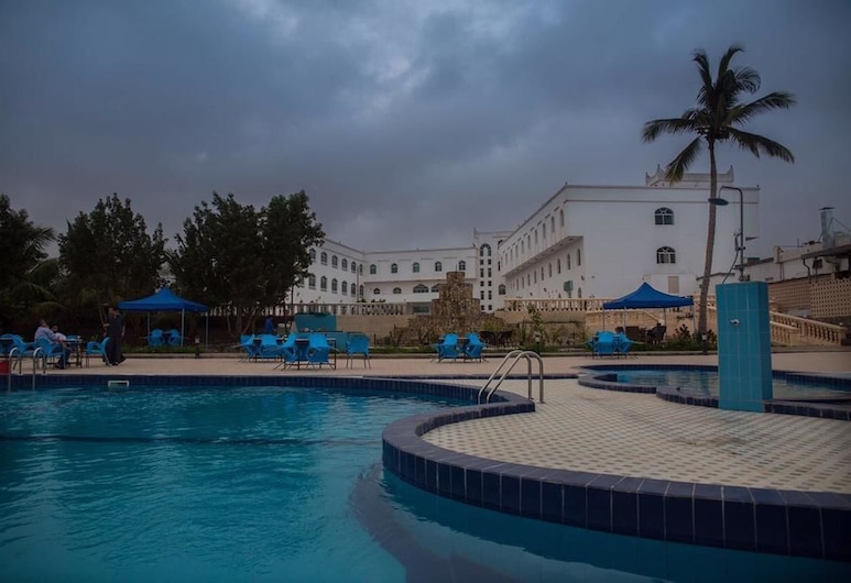 احجز الجبل في صلالة قارن أسعار الفنادق في صلالة