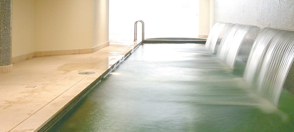 Book Bellagio By The Sea In Collaroy Hotels Com Bellagio By The Sea Collaroy Pool