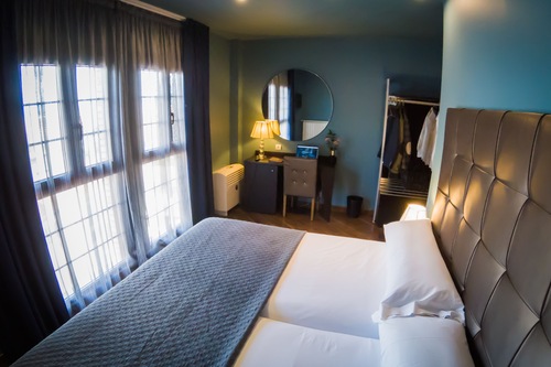 Pamplona Catedral Hotel En Pamplona Hoteles Com