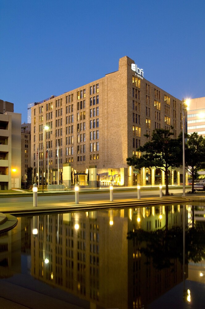Aloft Dallas Downtown In Hotels Aloft Dallas Downtown