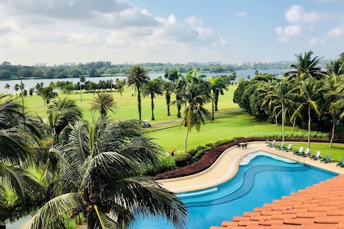 Book Orchid Country Club In Singapore Hotels Com Book Orchid Country Club In Singapore Hotels Com