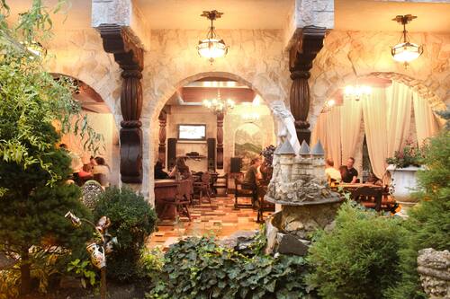 亨特王子德古拉城堡飯店 住宿預訂優惠及飯店資訊 Hotels Com