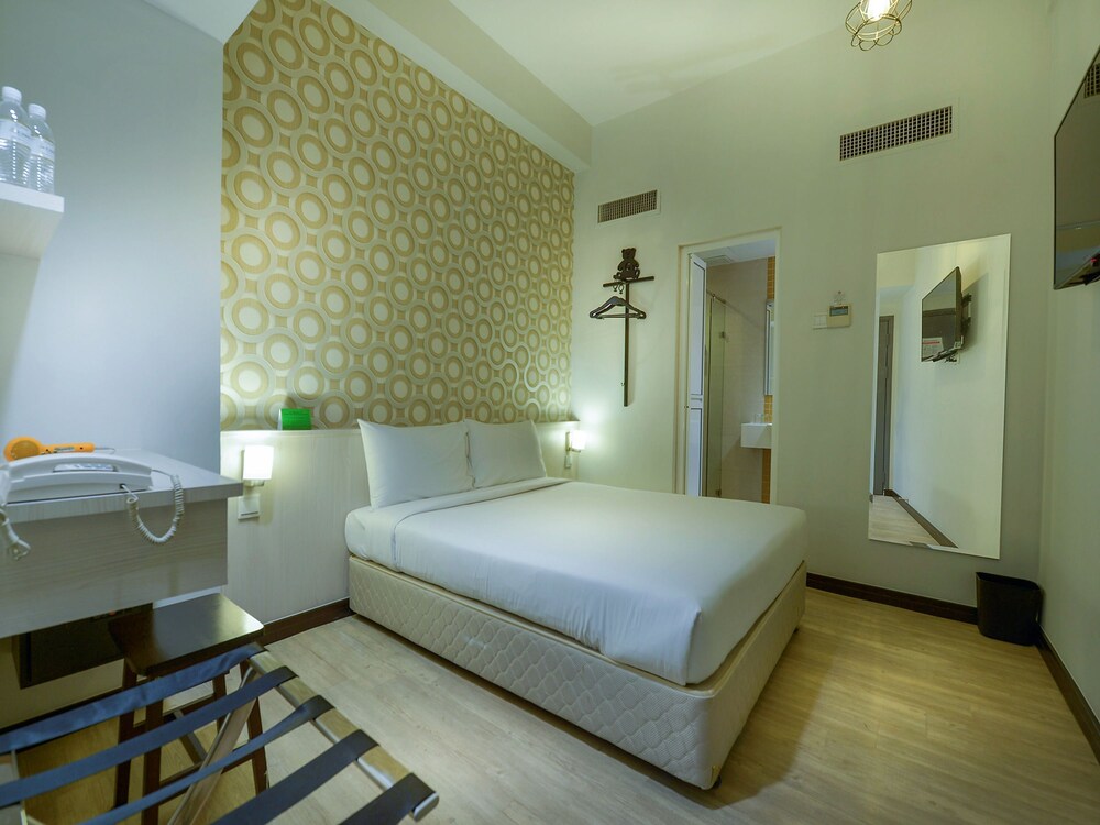 Hotels Com Deals Discounts For Hotel Reservations From Luxury Hotels To Budget Accommodations Banjara hills road, no.1 masab tank. hotels com deals discounts for hotel reservations from luxury hotels to budget accommodations