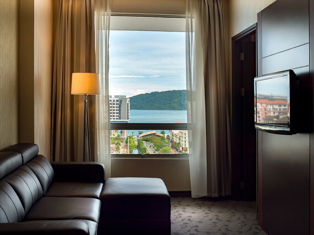 Hotels Com Deals Discounts For Hotel Reservations From Luxury Hotels To Budget Accommodations The shower is the best! hotels com deals discounts for hotel reservations from luxury hotels to budget accommodations