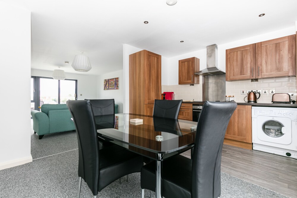 Book Ace Apartments Belfast In Belfast Hotels Com