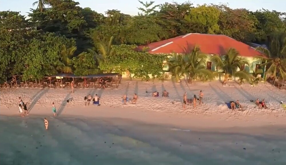 Book Magic S Place In Moalboal Hotels Com