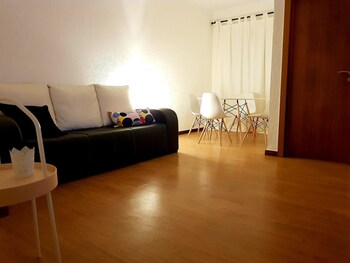 Picture of Apartment With 2 Bedrooms in Almada, With Furnished Terrace and Wifi - 11 km From the Beach in Almada